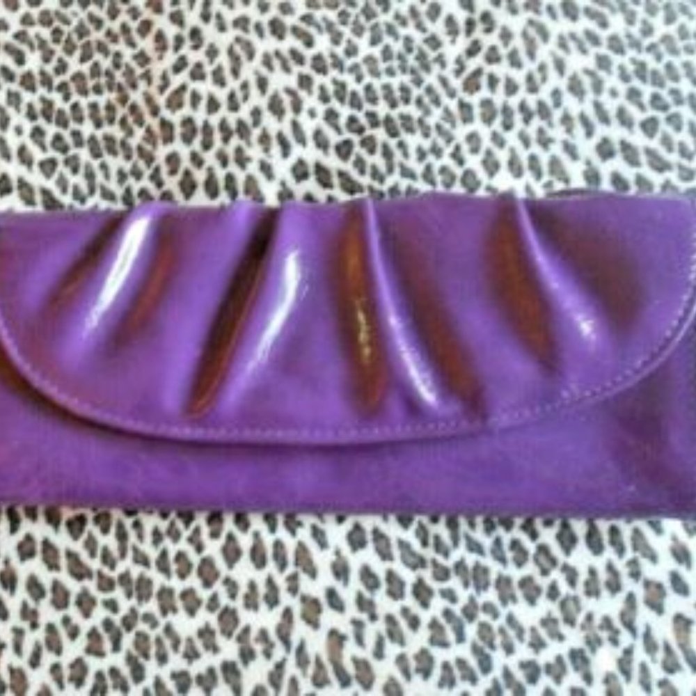 Women's Purple Vegan Faux Patent Leather Wristlet Wallet Coin Purse Clutch Zip